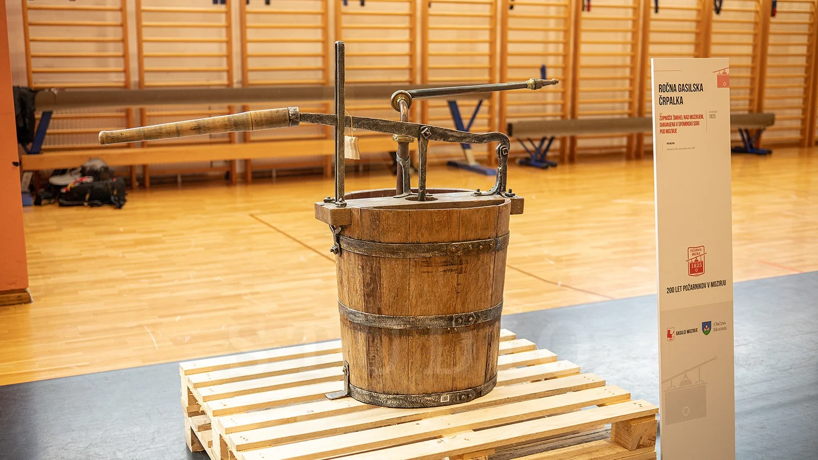 rocna-gasilska-crpalka-smihel-nad-mozirjem-1825